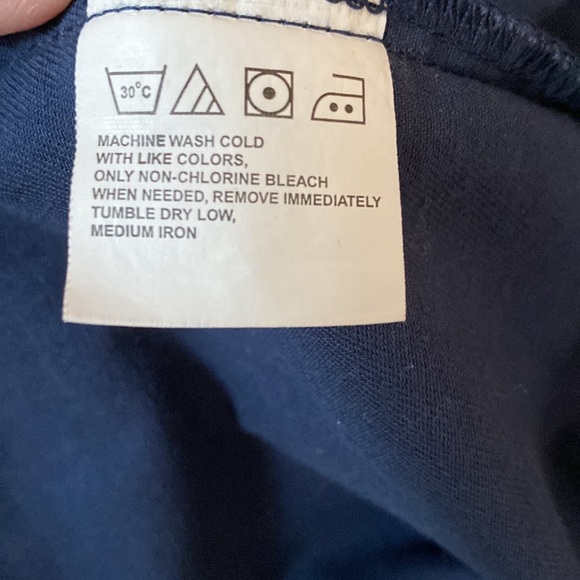 Wrangler Western Shirt. Red, White and Blue. Size XL - Picture 9 of 9